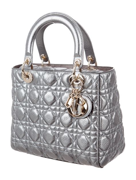 christian dior designer handbags.